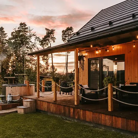 Blizej Natury Z Jacuzzi Chalet