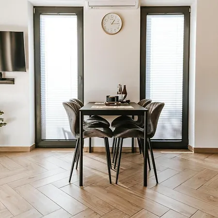 Blizej Natury Z Jacuzzi Dağ evi